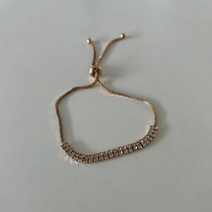 Elegant Gold Bracelet